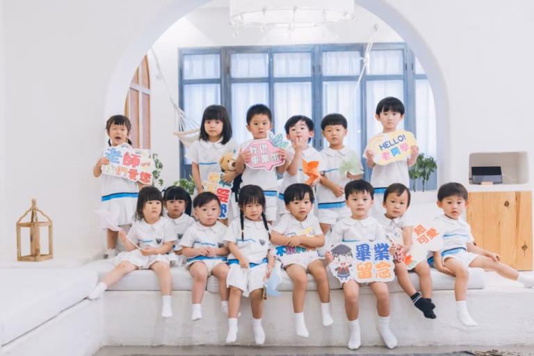 20260614 Victoria Kindergarten N Class Graduation Photo